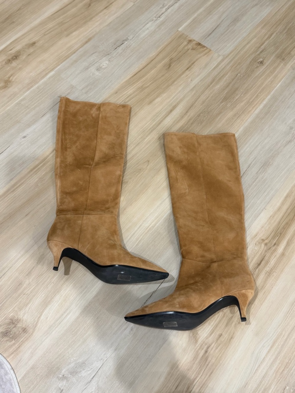 Women's Tan Suede Mid-Heel Knee Boots